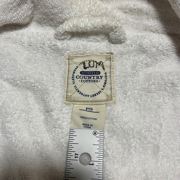 Victoria's Secret Pink Stripe Terry Cloth Robe Bathrobe Loungewear Petite Small - Picture 9 of 12